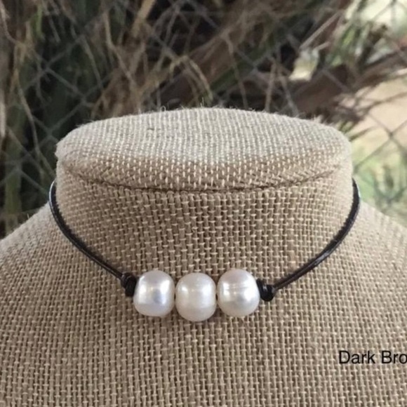 Jewelry - Homemade Pearl necklace